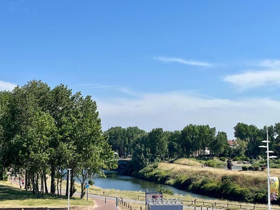 Appartement Le Designer Avec Vue à Dunkirk Extérieur photo